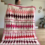 Azilal Berberteppich mit Rautenmuster in Fuchsia