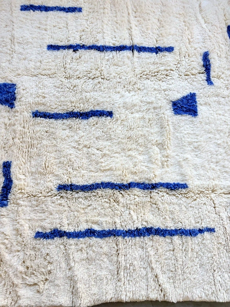 Beni Ouarain Teppich „Blue“ mit blauen Linien 300 × 210 cm 8 Beni Ouarain Teppich „Blue“ mit blauen Linien