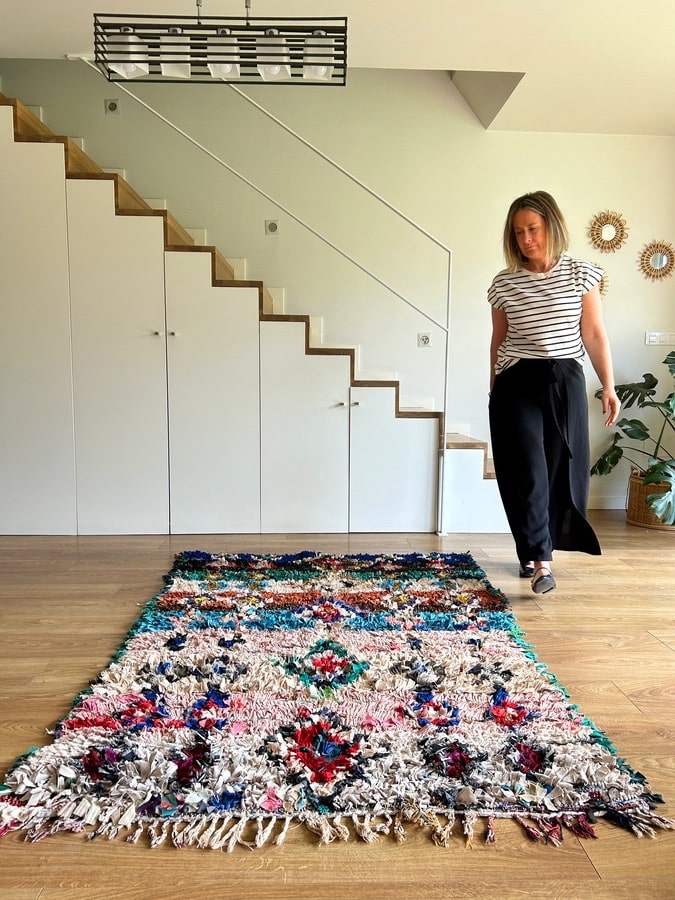Boucherouite Berberteppich „Maissa“ 197 × 130 cm 3 Boucherouite Teppich rosa blau bunt
