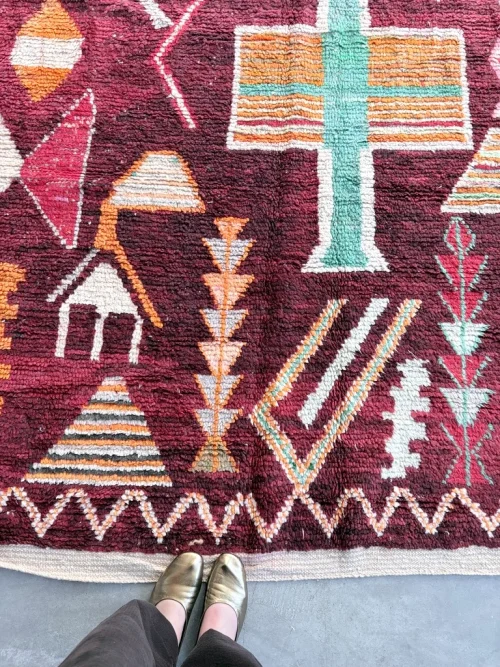 Boujaad Berberteppich bordeaux mit marokkanischem Muster
