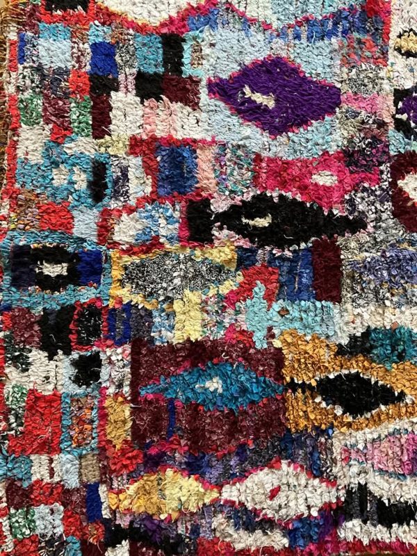 BERBERIAN KILIM STORE 4 bunter Boucherouite Teppich abstraktes Muster