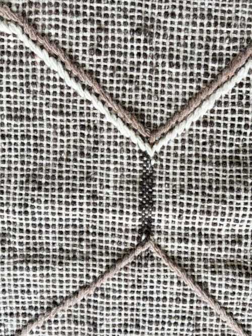 geometrischer Kilim Berberteppich beige grau